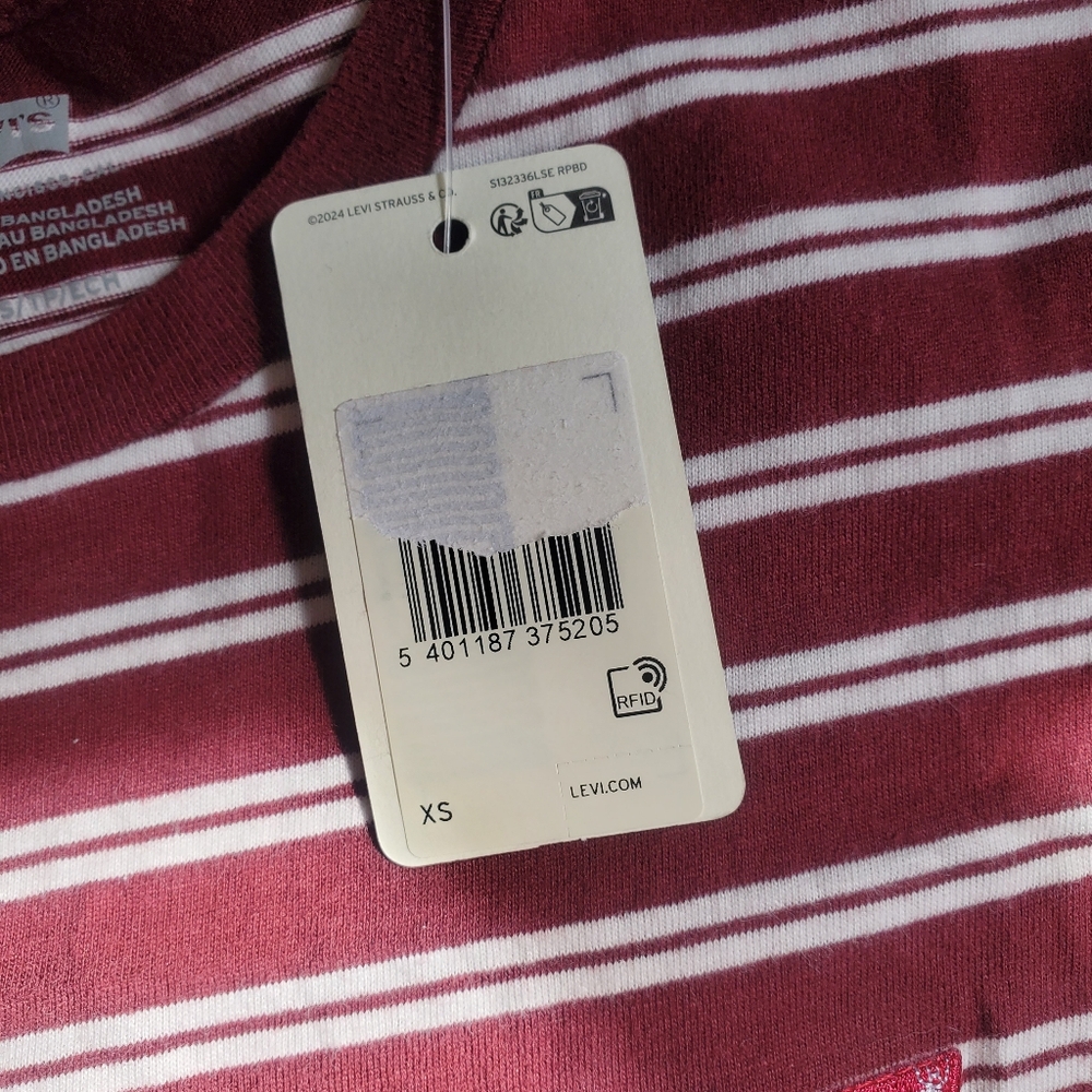 Levi's | Striped Tee - Picture 6 of 8